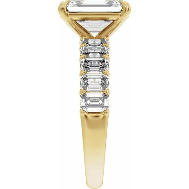 Emerald-Cut Lab Diamond Engagement Ring – 14K Gold